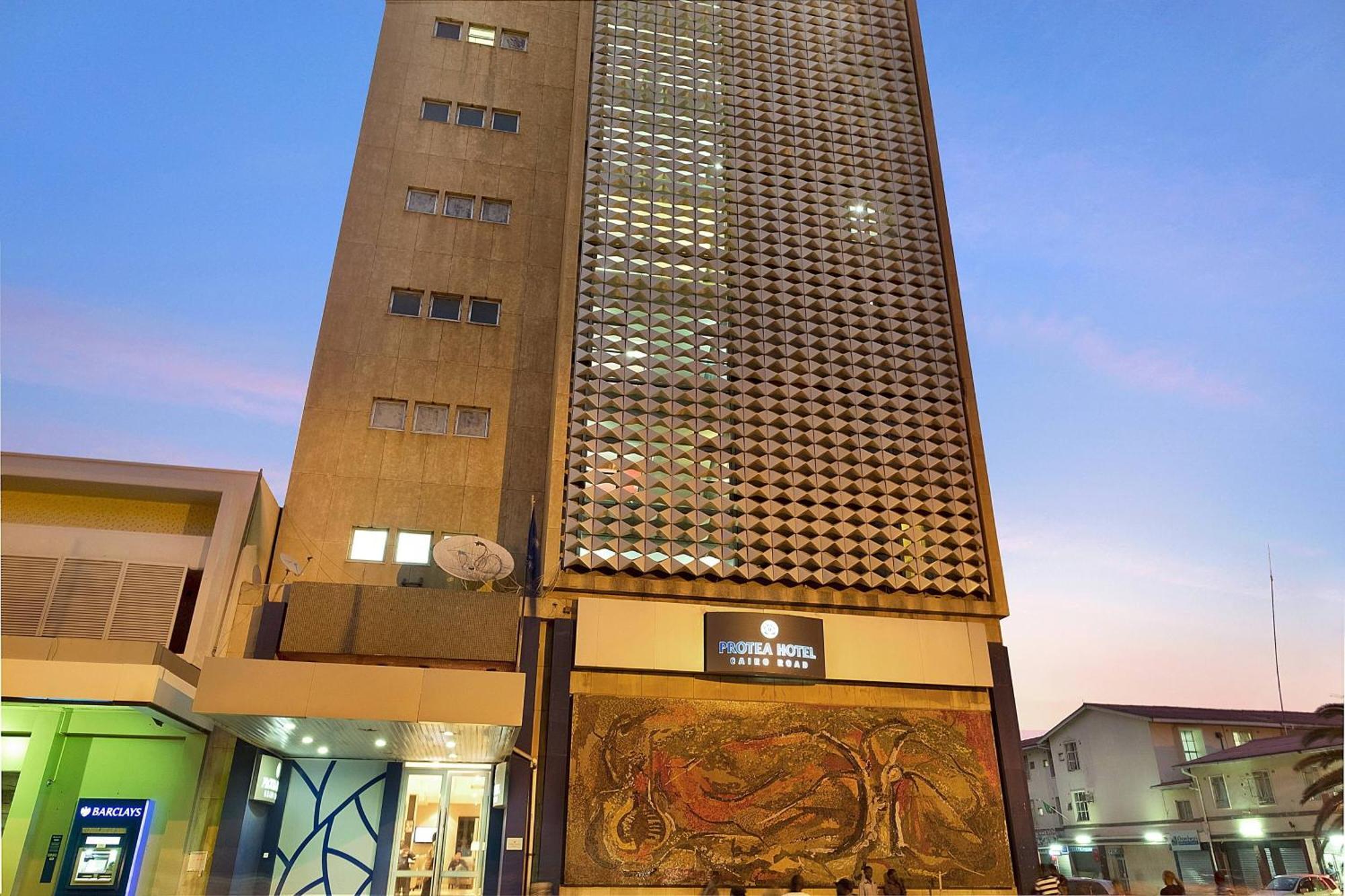 Protea Hotel By Marriott Lusaka Cairo Road Exterior photo