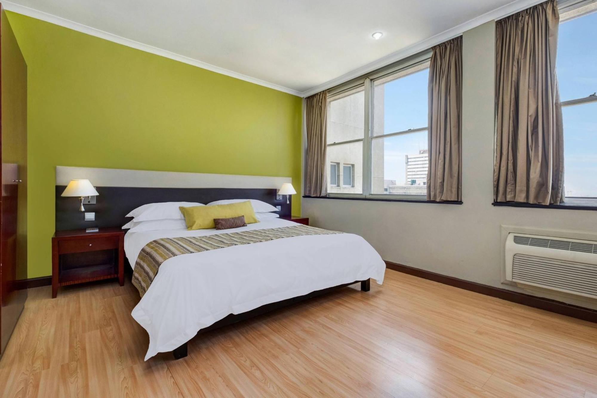 Protea Hotel By Marriott Lusaka Cairo Road Exterior photo